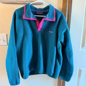 Vintage 80s Patagonia Pullover Women’s M/L 1/4 Zip Fleece Jacket Hot Pink Detail